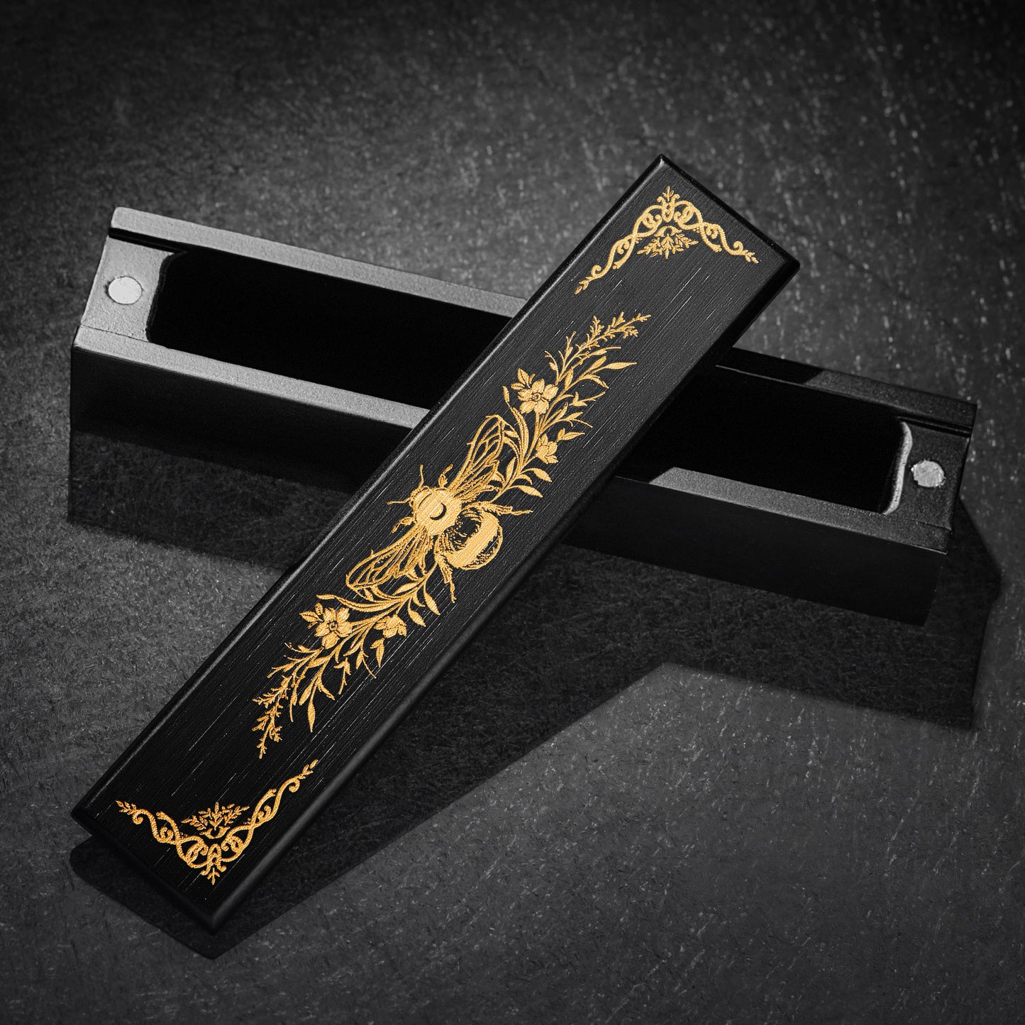 Black Wood Plant Bee Motif DnD D&D Dice Box