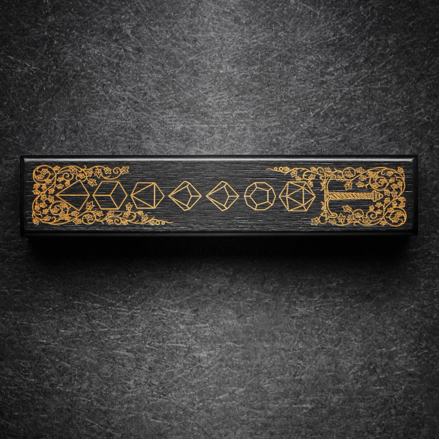 Boîte à dés DnD D&amp;D en bois noir Rogue Rose Motif